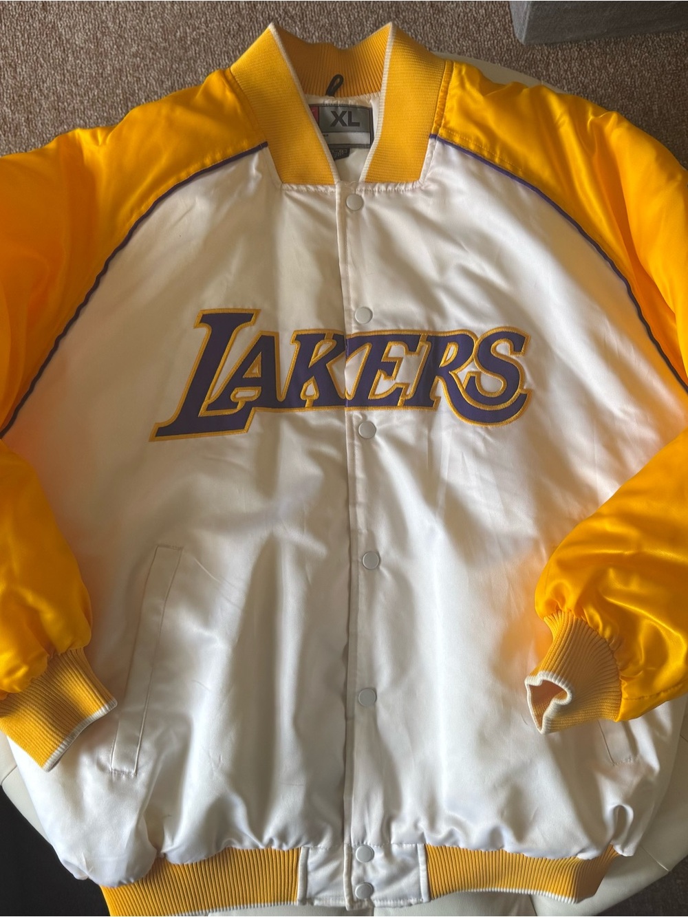 Los Angeles Lakers Satin Nike Jacket in White & Gold